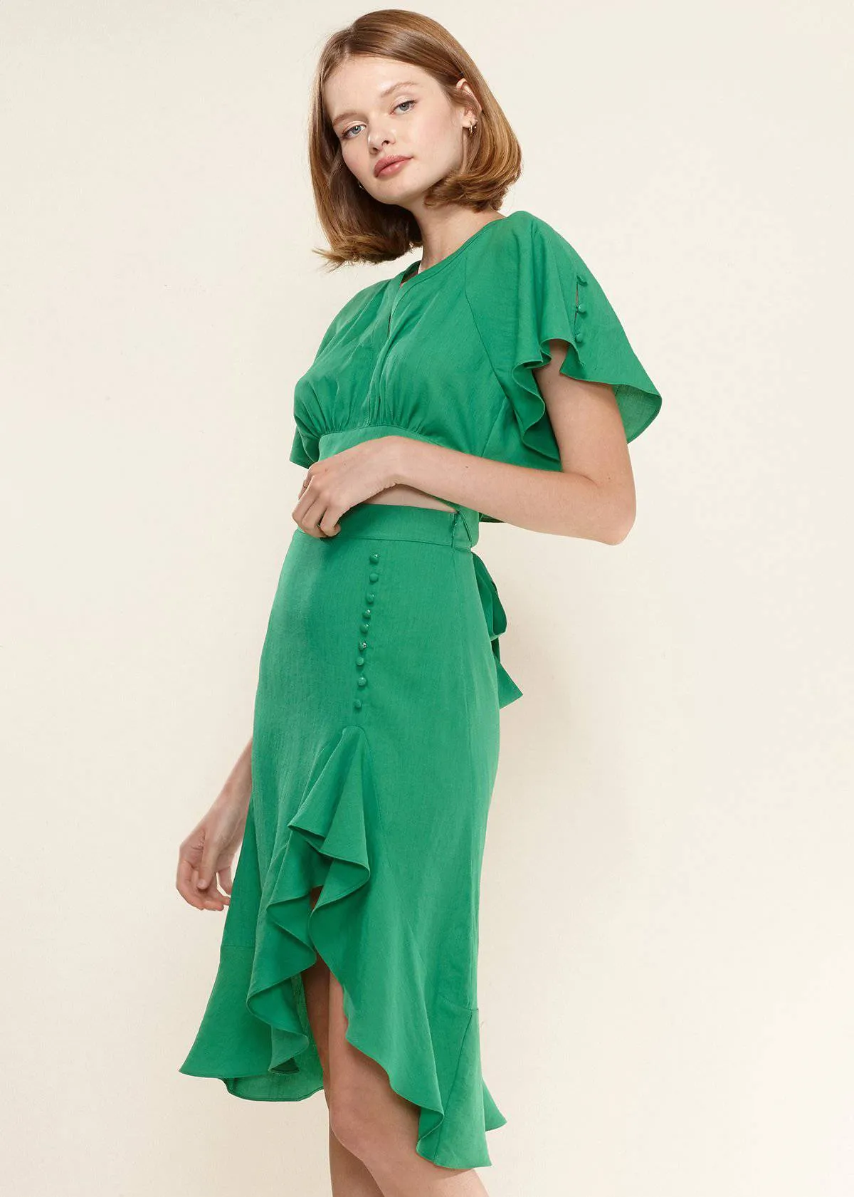 Women's Tie Waist Cape Sleeve Cropped Blouse in Kelly Green